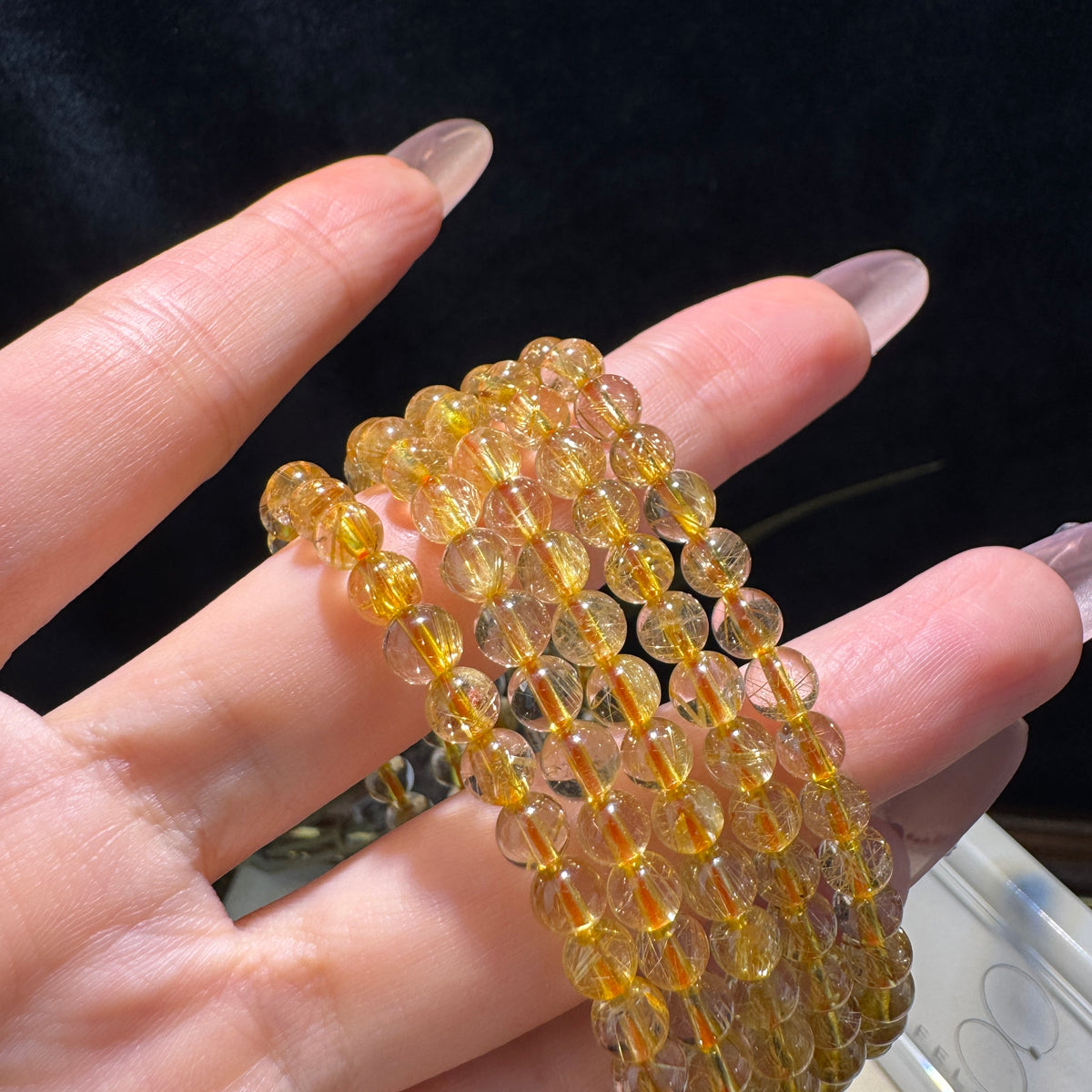 繊細なゴールドの輝き 　ルチルクォーツ　ブレスレット